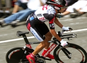 开云体育在线-德甲争冠战之夜，格列兹曼持续制造杀伤，改写格局的致命之刃