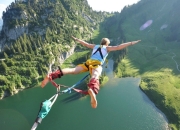 开云体育平台APP-冰与火的碰撞，努涅斯存在感拉满，芬兰式坚韧能否融化拉齐奥的蓝色火焰？