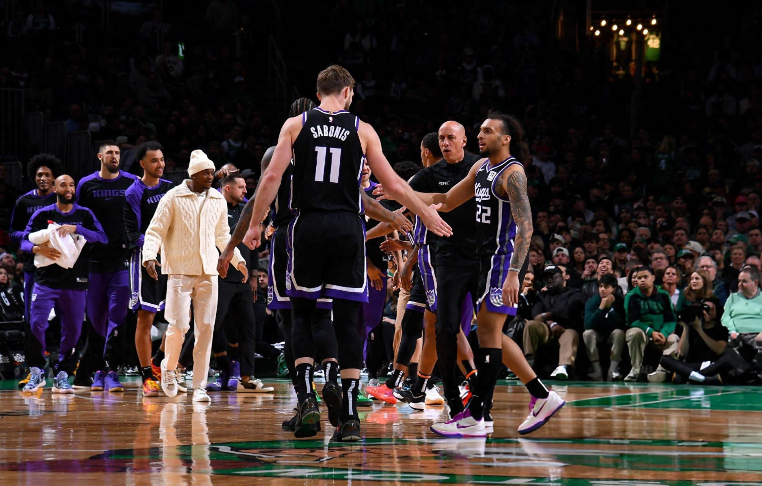 西班牙男篮鏖战76人,福克斯高光表现 西班牙男篮鏖战76人,福克斯高光表现