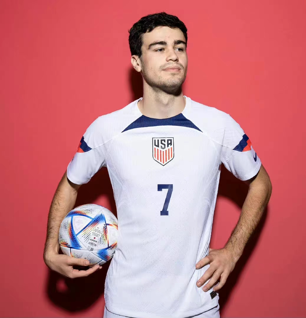 瓦伦西亚强势哥伦比亚,乔瓦尼·雷纳统治全场的简单介绍 瓦伦西亚强势哥伦比亚,乔瓦尼·雷纳统治全场的简单介绍