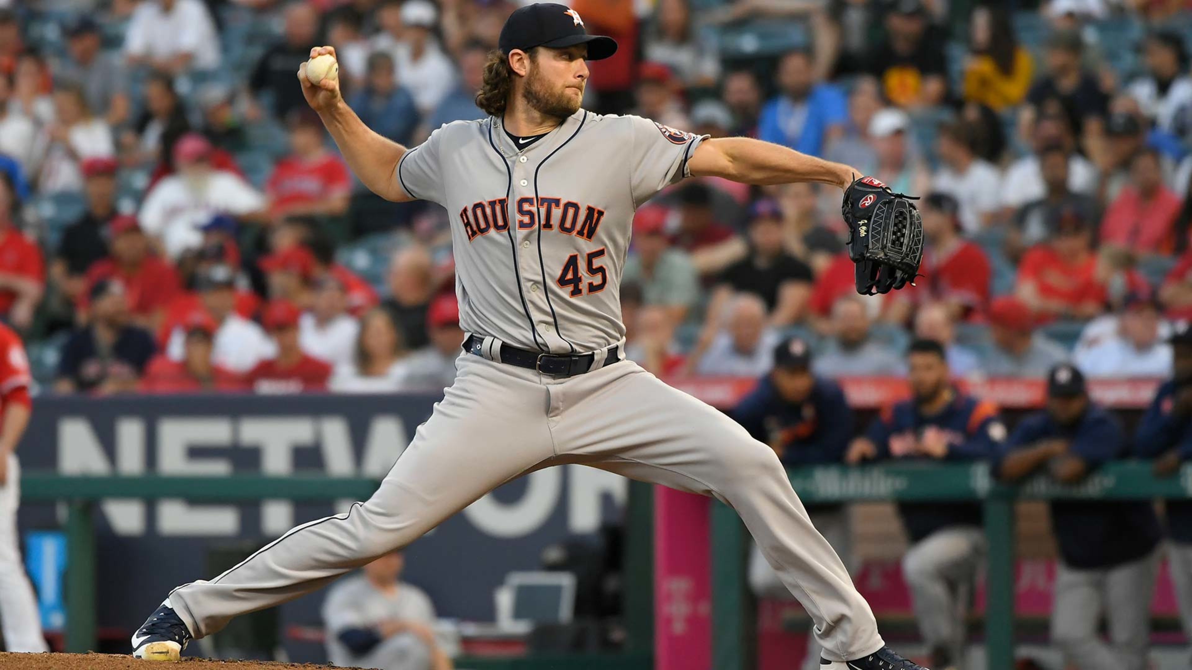 关于老鹰队首发大前锋接受膝部手术入选伤兵名单的信息 关于老鹰队首发大前锋接受膝部手术入选伤兵名单的信息