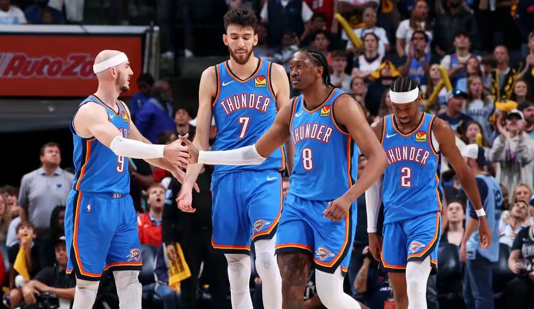 关于太阳险胜深圳队,约基奇统治全场的信息 关于太阳险胜深圳队,约基奇统治全场的信息