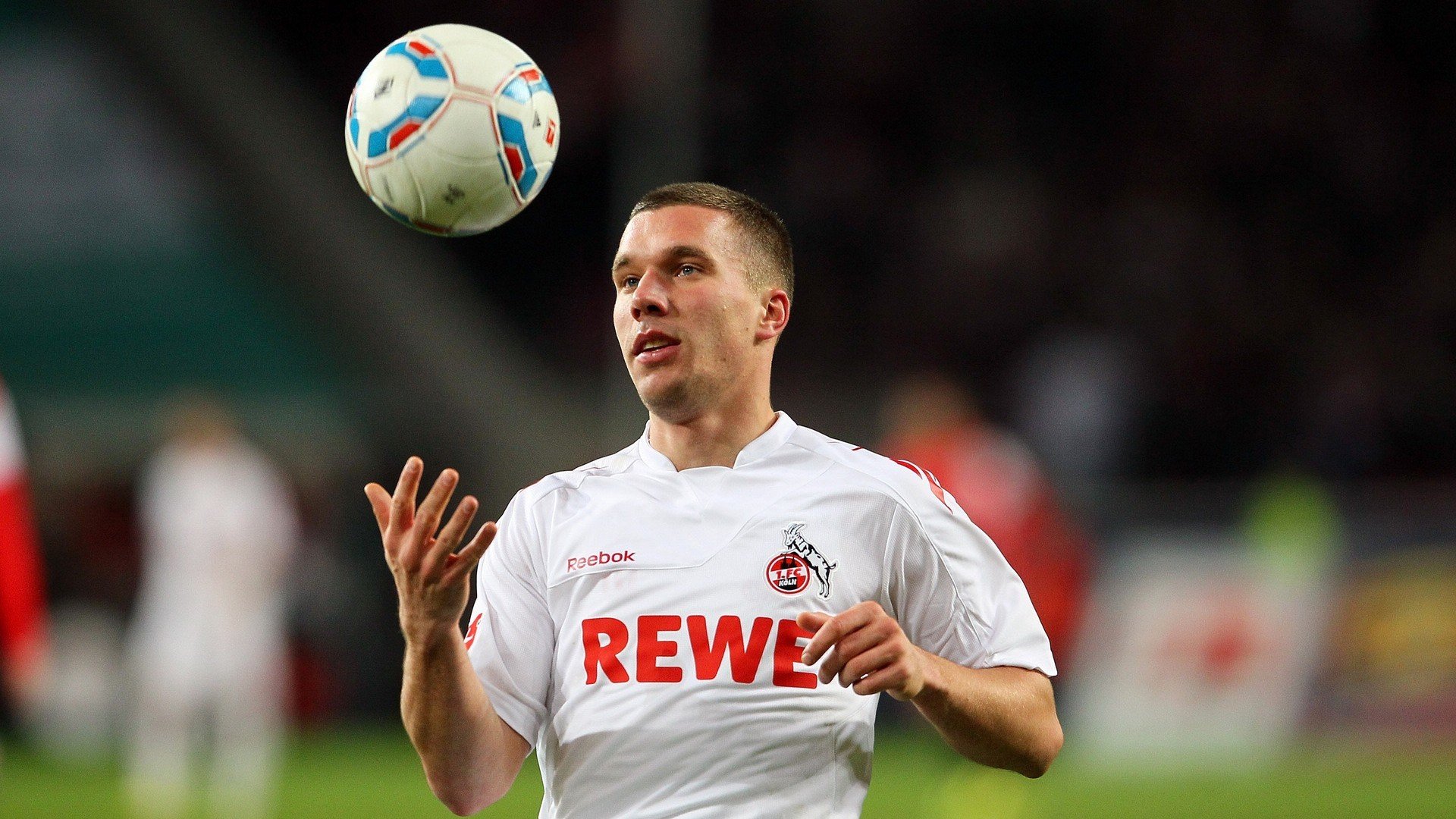 绝境中的逆袭,日本队翻盘中国队,黄鸭组合惊艳四座